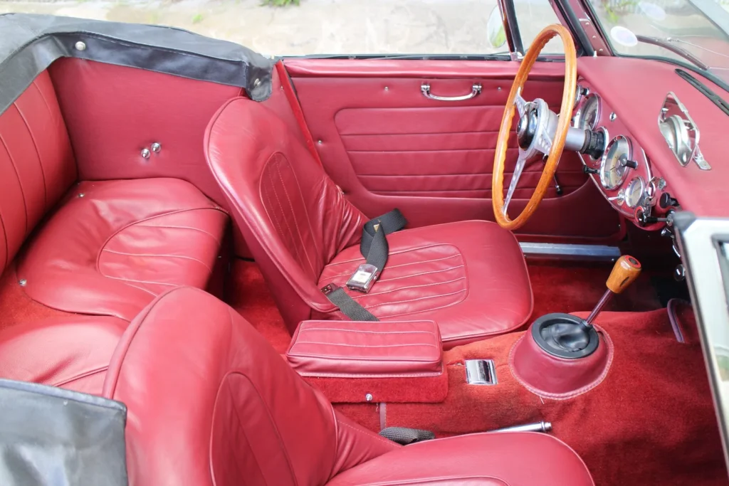 Ahbj7M | VINTAGE CARS SL